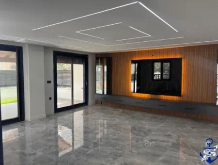 İzmir Seferihisar Payamli Mah.de 3 1 400 Mt Ultra Luxury Summer House For Sale To The Sea