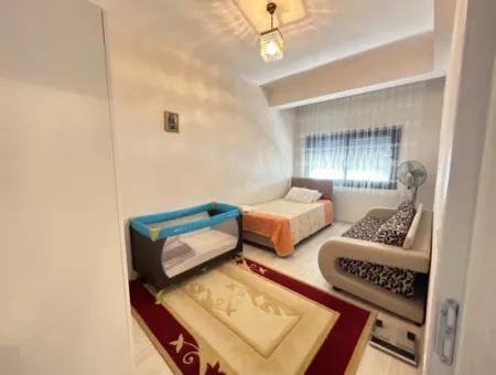 4 1 Spacious Villa For Sale With Separate Kitchen 300M To The Beach In Ürkmez