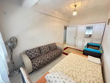 4 1 Spacious Villa For Sale With Separate Kitchen 300M To The Beach In Ürkmez