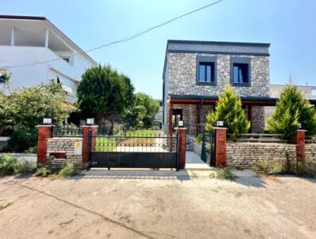 3 1 Villa For Sale With Garden 500M To The Beach In Doğanbey Center