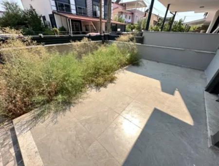3 1 Villa For Sale With New Garden In The Center Of Doğanbey