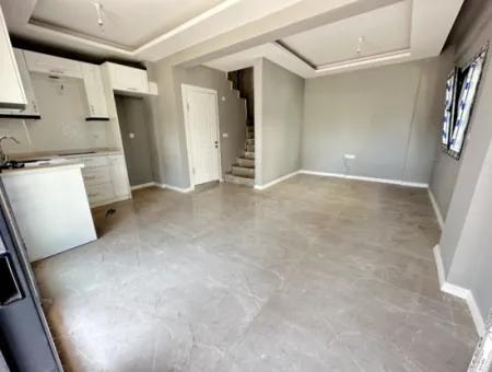 3 1 Villa For Sale With New Garden In The Center Of Doğanbey