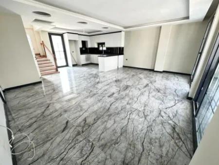 3 1 Villa For Sale With Independent Pool And Large Garden In Doğanbey