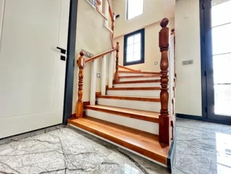 3 1 Villa For Sale With Independent Pool And Large Garden In Doğanbey