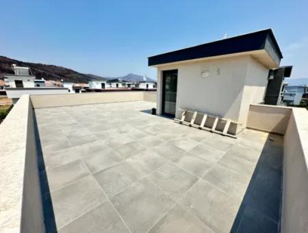 3 1 Villa For Sale With Independent Pool And Large Garden In Doğanbey