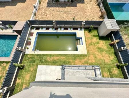 3 1 Villa For Sale With Independent Pool And Large Garden In Doğanbey