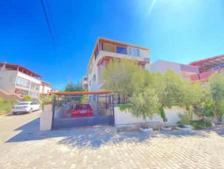 Airy Spacious Clean 2 1 Apartment For Sale In Ürkmez Center