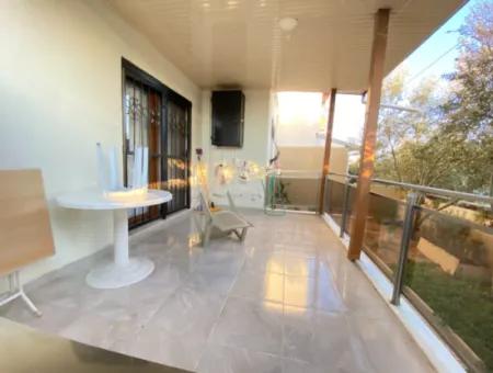 2 1 Apartment For Sale In Ürkmez Center With Closed Garage And Garden