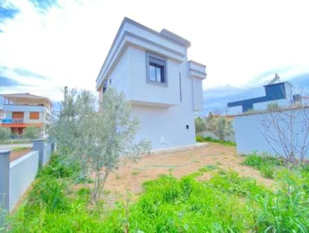 300M2 Independent Garden 3 In 1 Villa For Sale In Doganbey