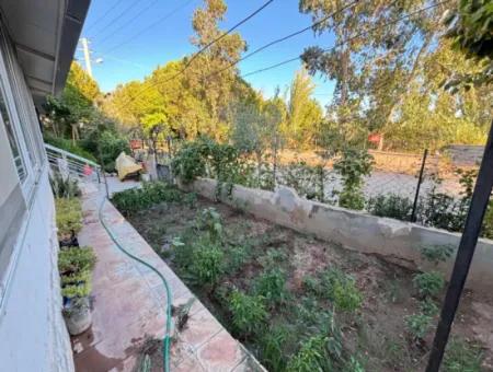 100M To The Beach On The Sea Side Of Ürkmez 4 1 Villa For Sale