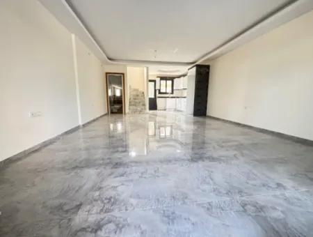 Spacious 3 1 Villa For Sale In Doğanbey Center