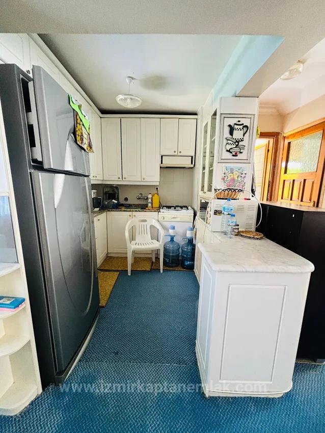 В Измир Seferihisar Cumhuriyet Mahallesi 3+1 Вилла С Садом