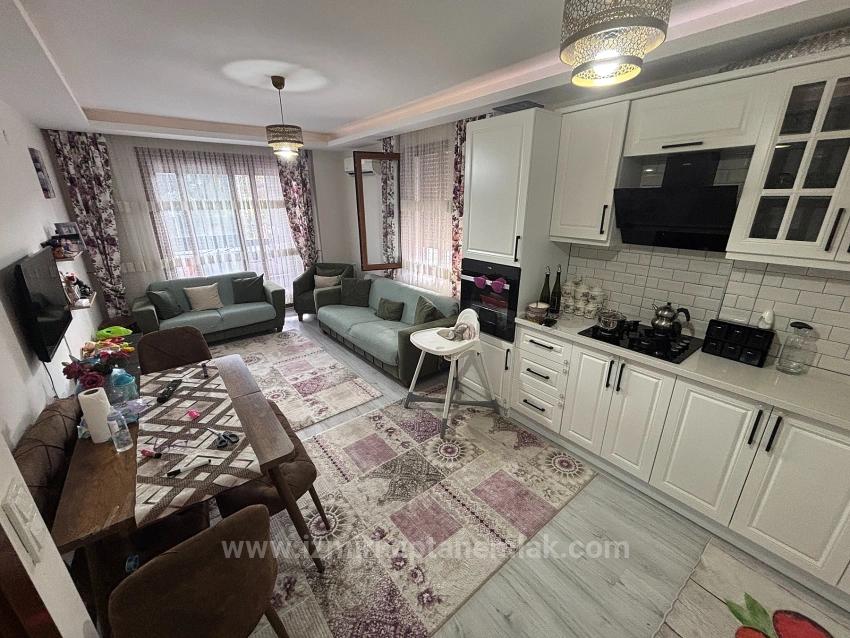 Квартира 2+1 С Видом На Море В Сеферихисар Мерсиналан