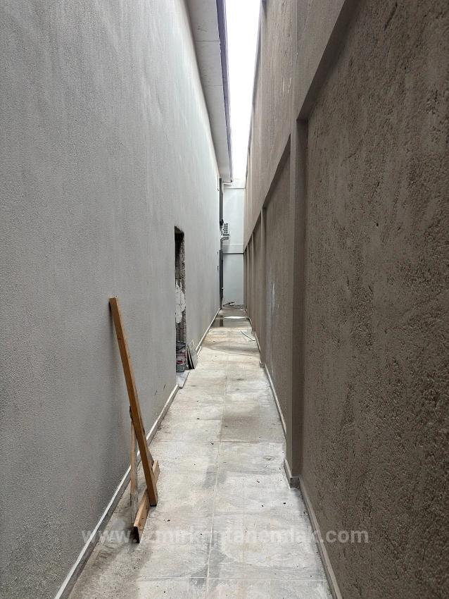 Квартира 1+1 В Отличном Месте В Чаникебире, Сеферихисар, Измир