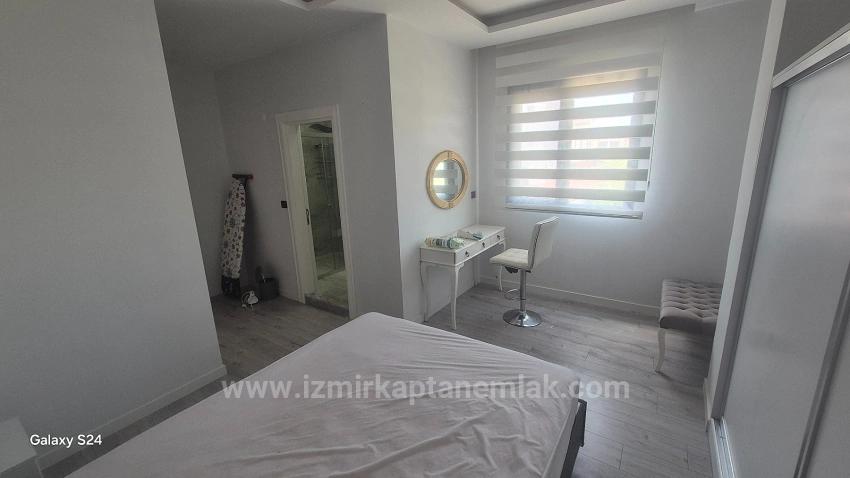 Для продажи Независимое рабочее место в Payamlı Seferihisar Doğanbey - 220 m²