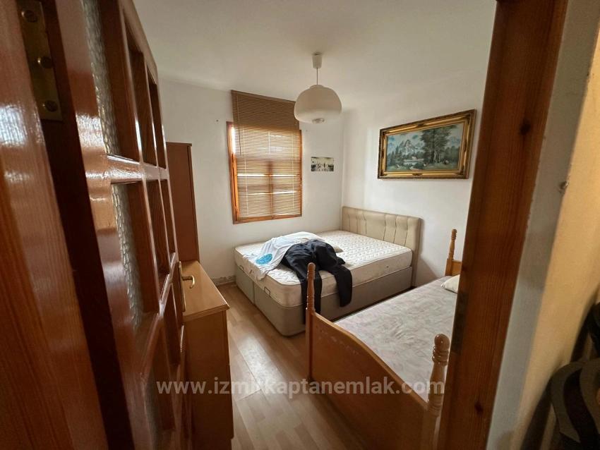 Две Квартиры 2+1 У Моря На Продажу В Паямлы, Сеферихисар, Измир