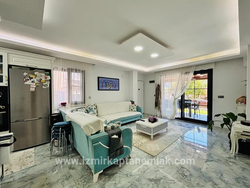 Для продажи Летний 3+1 в Payamlı Seferihisar Doğanbey - 120 m²