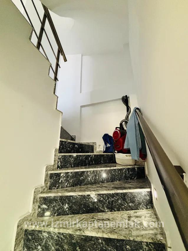 Для продажи Летний 3+1 в Payamlı Seferihisar Doğanbey - 120 m²