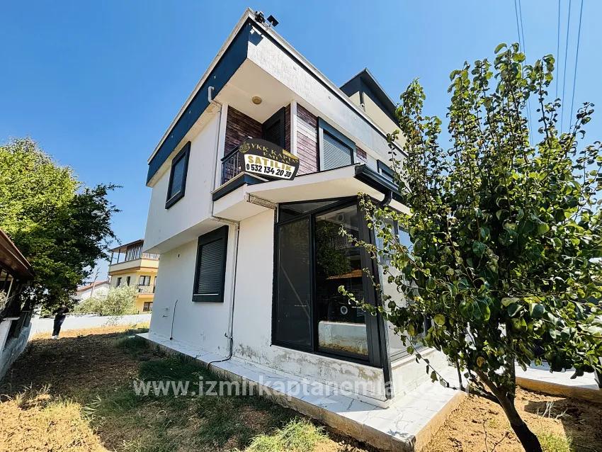 Для продажи Летний 2+1 в Atatürk Seferihisar Doğanbey - 135 m²