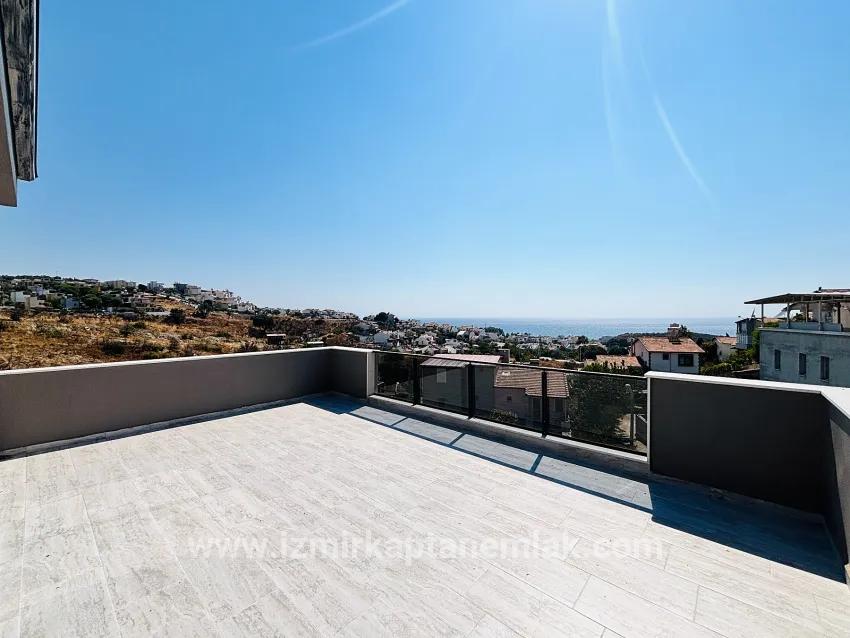 Для продажи Летний 3+1 в Atatürk Seferihisar Doğanbey - 150 m²