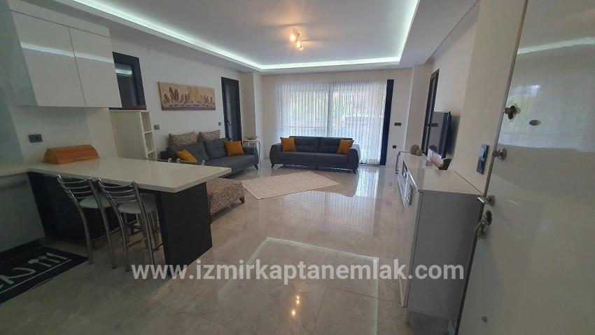 Для продажи Летний 3+1 в Payamlı Seferihisar Doğanbey - 180 m²