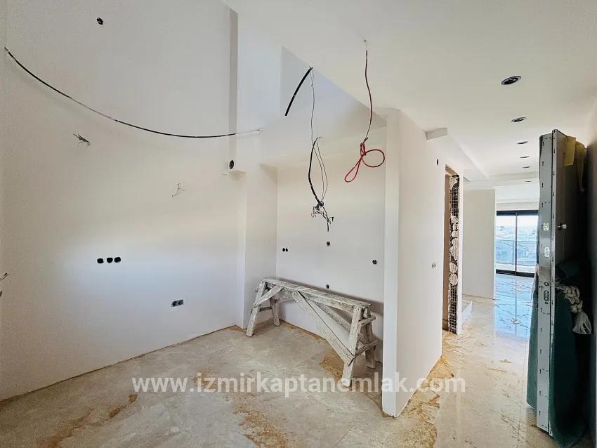 Для продажи Вилла 3+2 в Turabiye Seferihisar - 240 m²
