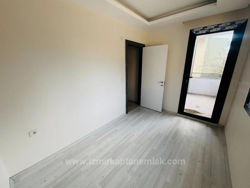 Вилла 4+1 С Видом На Море И Кондоминиумом На Продажу В Районе Сеферихисар-Доганбей