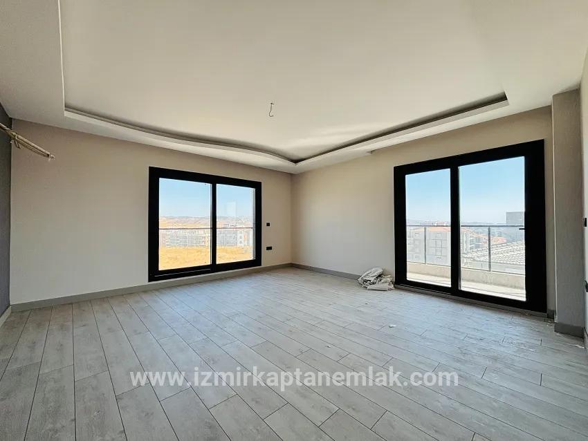 Для продажи Квартира 3+1 в Necat Hepkon Seferihisar - 160 m²