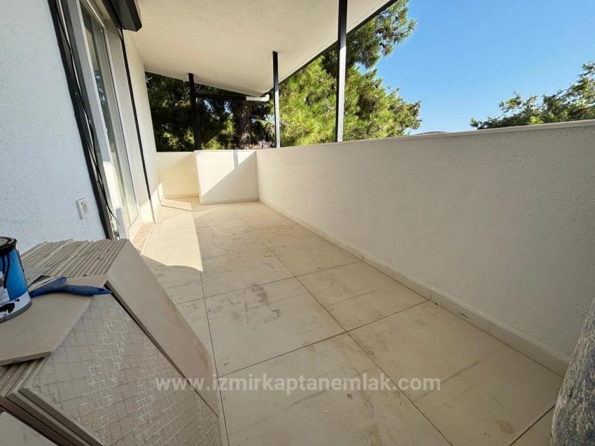 Новая Вилла 2+1 С Лицензией На Продажу С Садом В Районе Сеферихисар-Паямлы