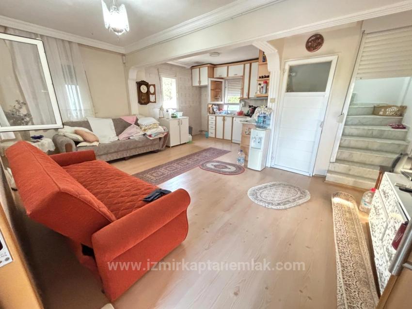 Вилла 4+1 На Продажу В Сеферихисар-Юркмез, В 100 М От Пляжа