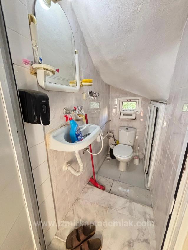 Вилла 4+1 На Продажу В Сеферихисар-Юркмез, В 100 М От Пляжа