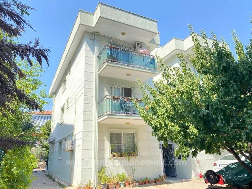 Продается Квартира 2+1 В Районе Сеферихисар Юрмез Бенгилер, Удобный 2 Этаж, Чистота