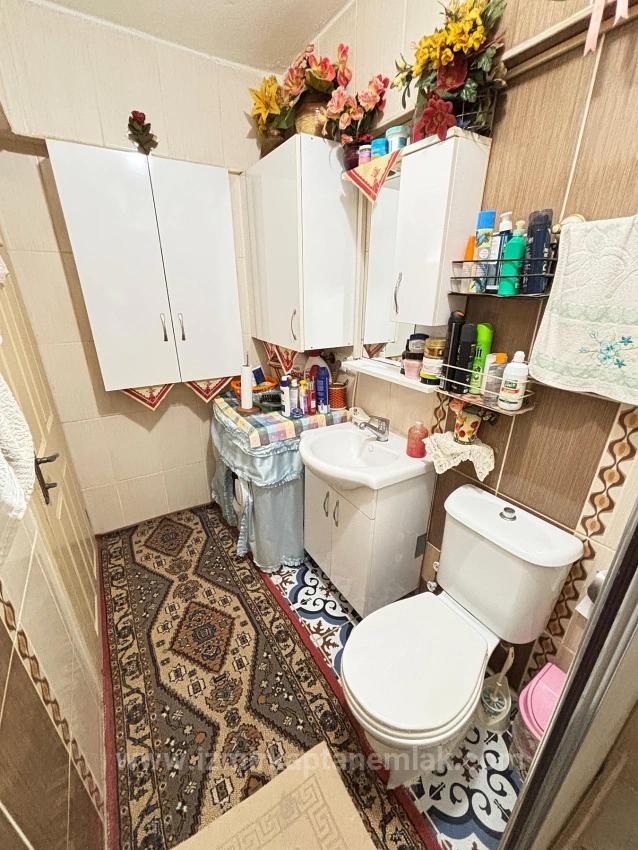 Квартира 2+1 На Продажу В Центре Сеферихисара, Уркмез, 150 М От Пляжа