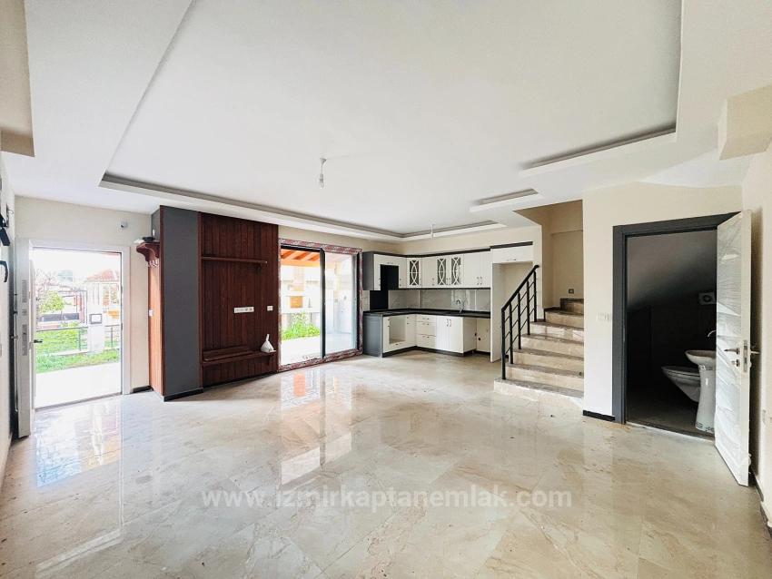 Вилла 3+1 С Большим Садом На Продажу В Сеферихисар Доганбей