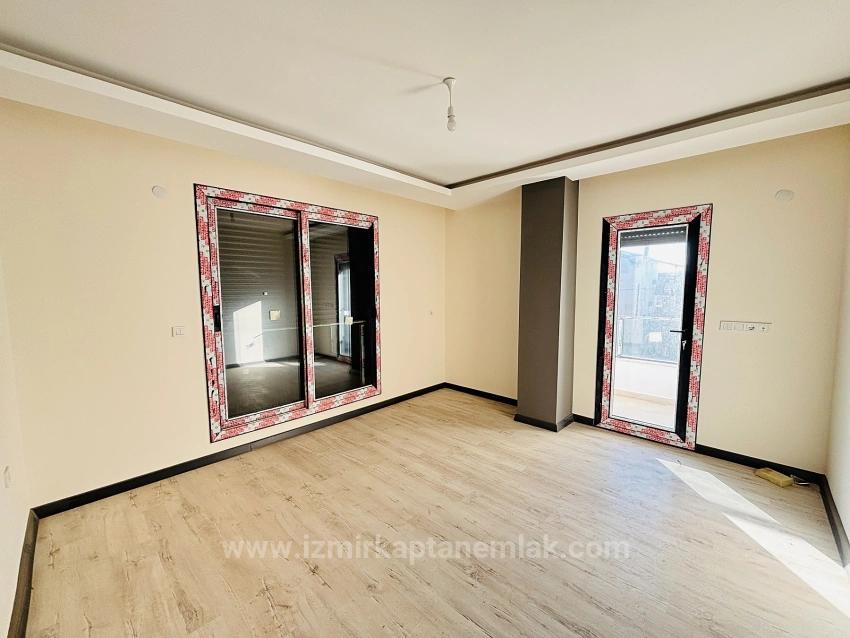 Вилла 3+1 С Большим Садом На Продажу В Сеферихисар Доганбей