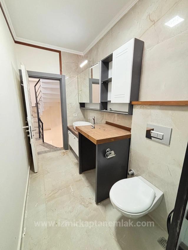 Вилла 3+1 С Большим Садом На Продажу В Сеферихисар Доганбей