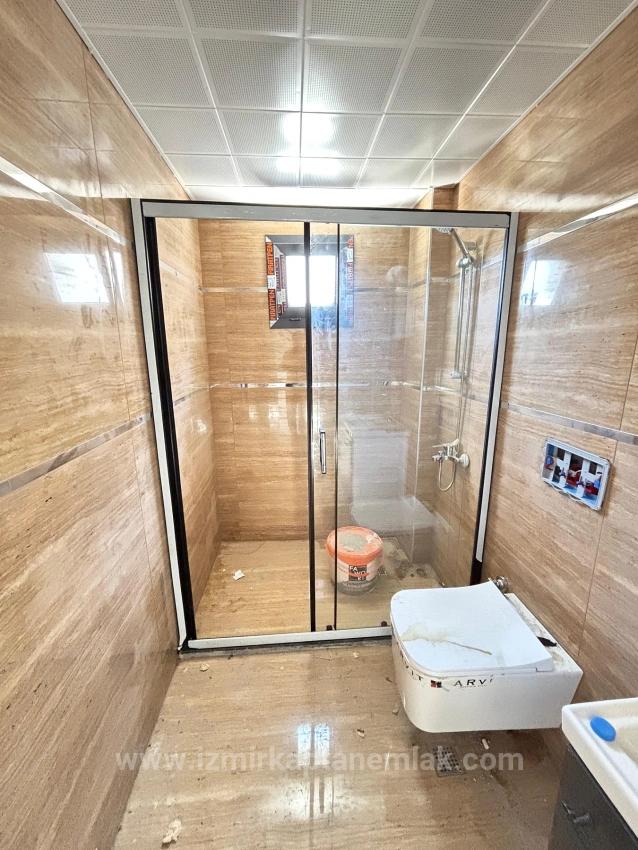 Вилла 3+1 На Продажу В Мендерес-Оздере, В Центре Города, С Садом И Отдельной Кухней