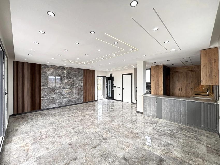 Ультра-Роскошная Триплекс-Вилла 4+1 С Большим Садом В Сеферихисар Доганбей, Измир