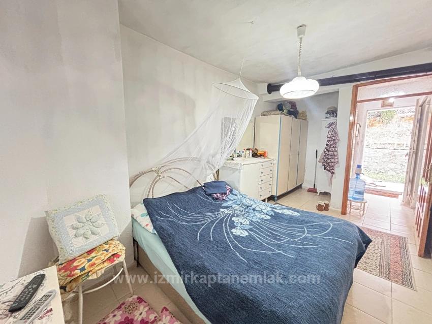 2+1 Отдельная Трехэтажная Вилла С Видом На Море В Районе Тепеджик, Сеферихисар, Измир