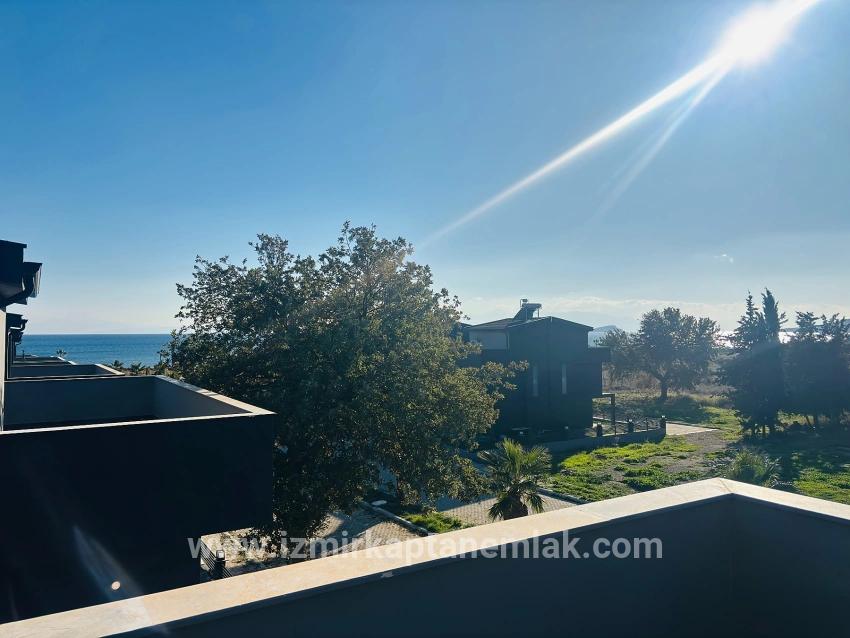 Для продажи Летний 3+1 в Atatürk Seferihisar Doğanbey - 120 m²