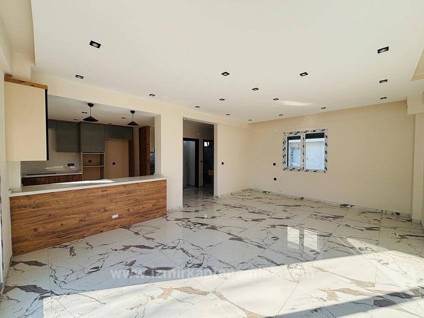 Двухуровневая Вилла 3+1 В Закрытом Жилом Комплексе В Районе Кавакдере, Сеферихисар, Измир.