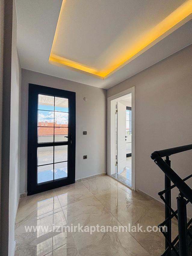Для продажи Летний 3+1 в Mersin Alanı Seferihisar Ürkmez - 177 m²