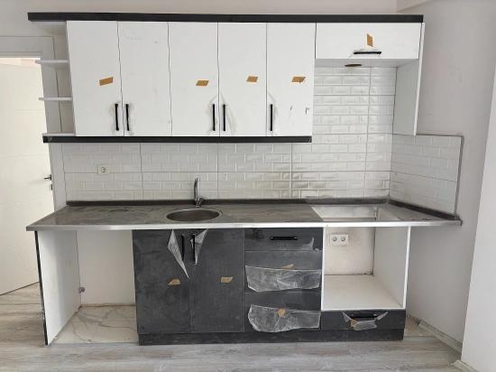 Квартира 1+1 В Отличном Месте В Турабие, Сеферихизар, Измир