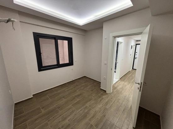 Квартира 1+1 В Отличном Месте В Чаникебире, Сеферихисар, Измир