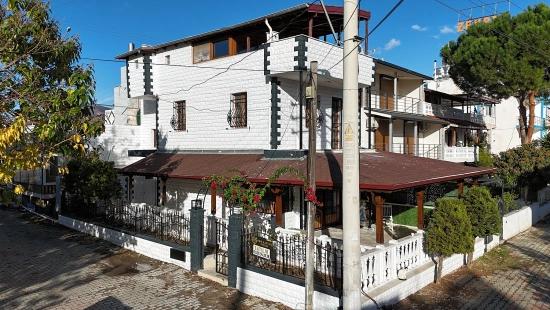 4+1 Отдельная Трехэтажная Летняя Вилла На Берегу Моря В Бенгилере, Сеферихисар