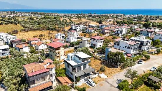 В İzmir Seferihisar, район Atatürk, 2+1, просторная с садом продаётся Вилла
