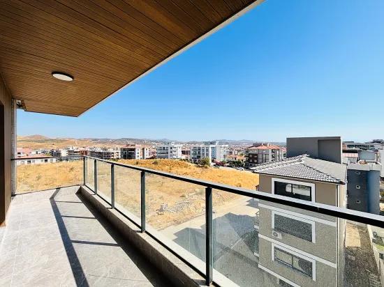 İzmir Seferihisar в внутри продаётся квартира 3+1.