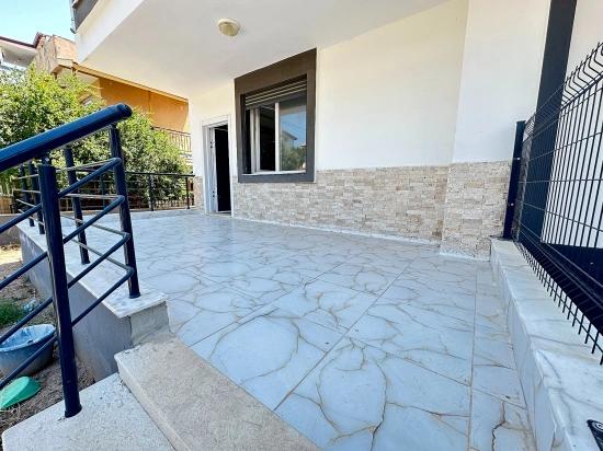 Совершенно Новая Вилла 3+1 С Большим Садом На Продажу, В 500 Метрах От Пляжа В Сеферихисаре, Доганбей