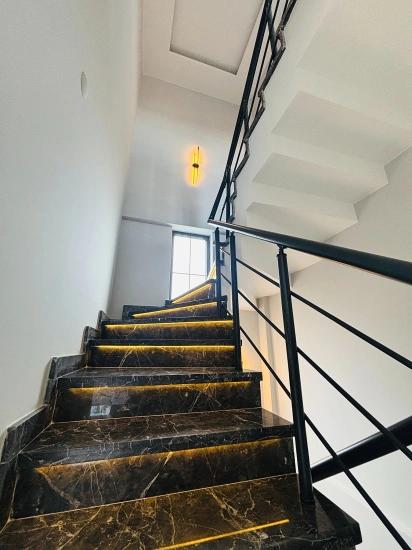 Элитный Летний Дом Класса Люкс С 3 Спальнями И 1 Ванной Комнатой, Оборудованный Системой «умный Дом», В 50 Метрах От Моря В Уркмезе, Сеферихисар, Измир.