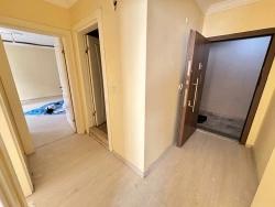 Квартира 2+1 На Продажу В Районе Сеферихисар-Уркмез, В Центре Города, В 150 Метрах От Пляжа